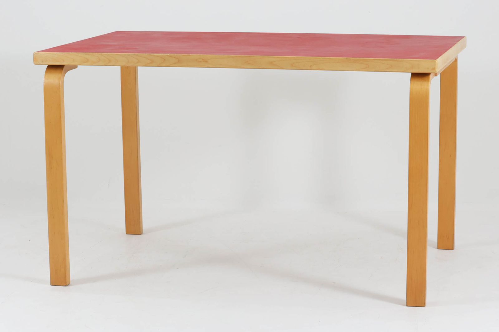 Alvar Aalto(アルヴァ・アアルト)　ダイニングテーブル　幅120cm　Artek(アルテック)　リノリウム　フィンランド製/DK18199