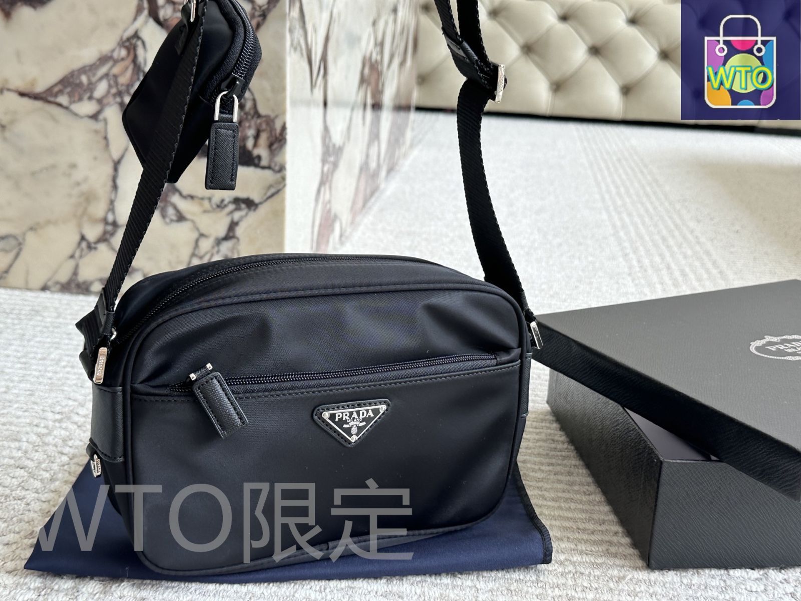 美品✨プラダ ロゴジャガード ワンショルダーバッグ archive 赤 ホーボー 美品✨プラダ ロゴジャガード ワンショルダーバッグ archive 赤