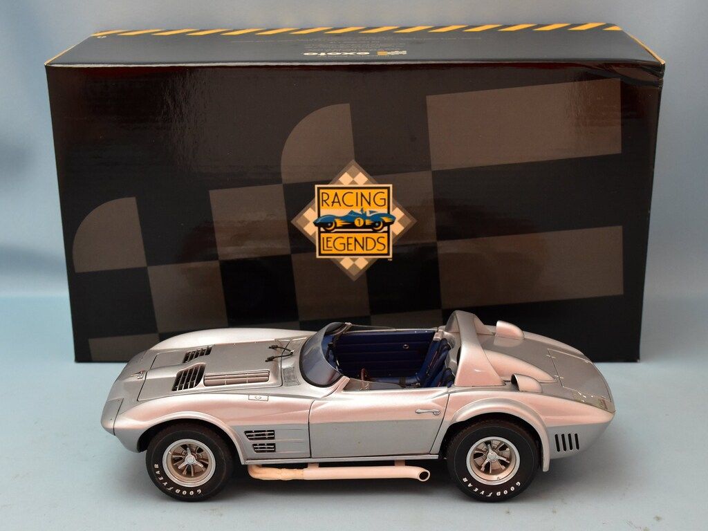 exoto 1|18 CORVETTE GRAND SPORT Silver RLG18030