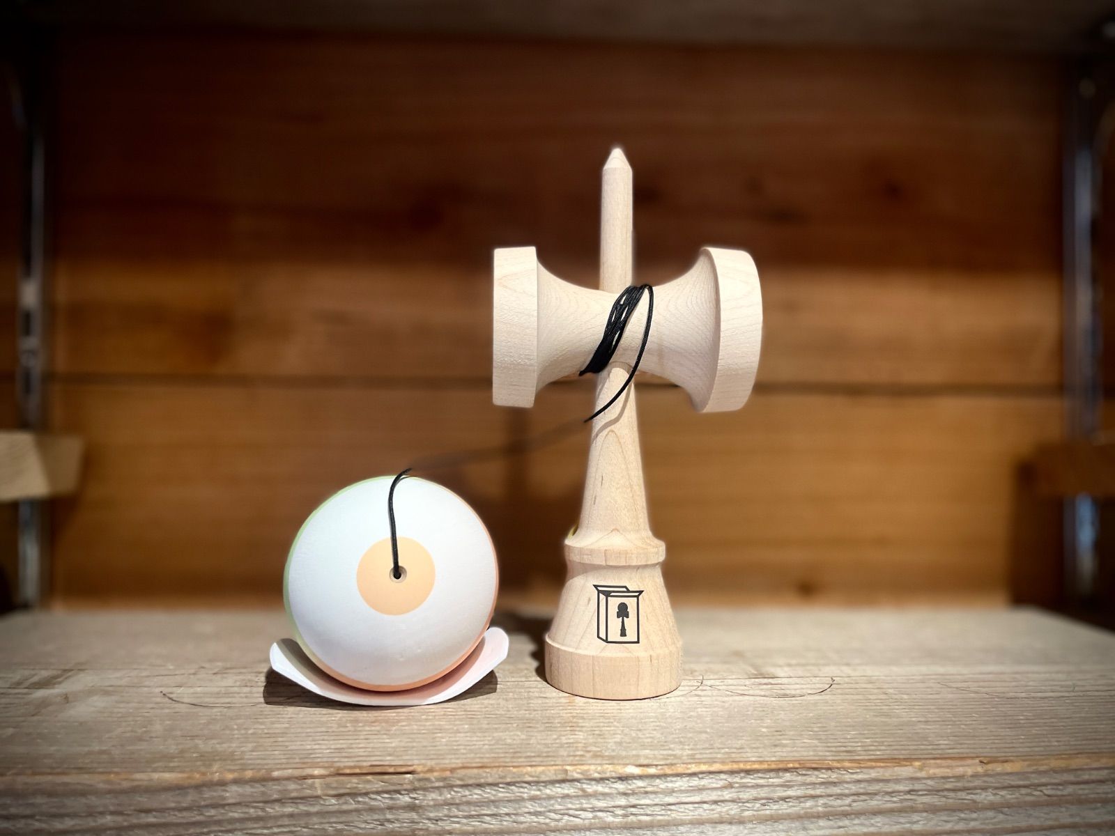 Cereal Kendama Peach guava Rethink Shape けん玉