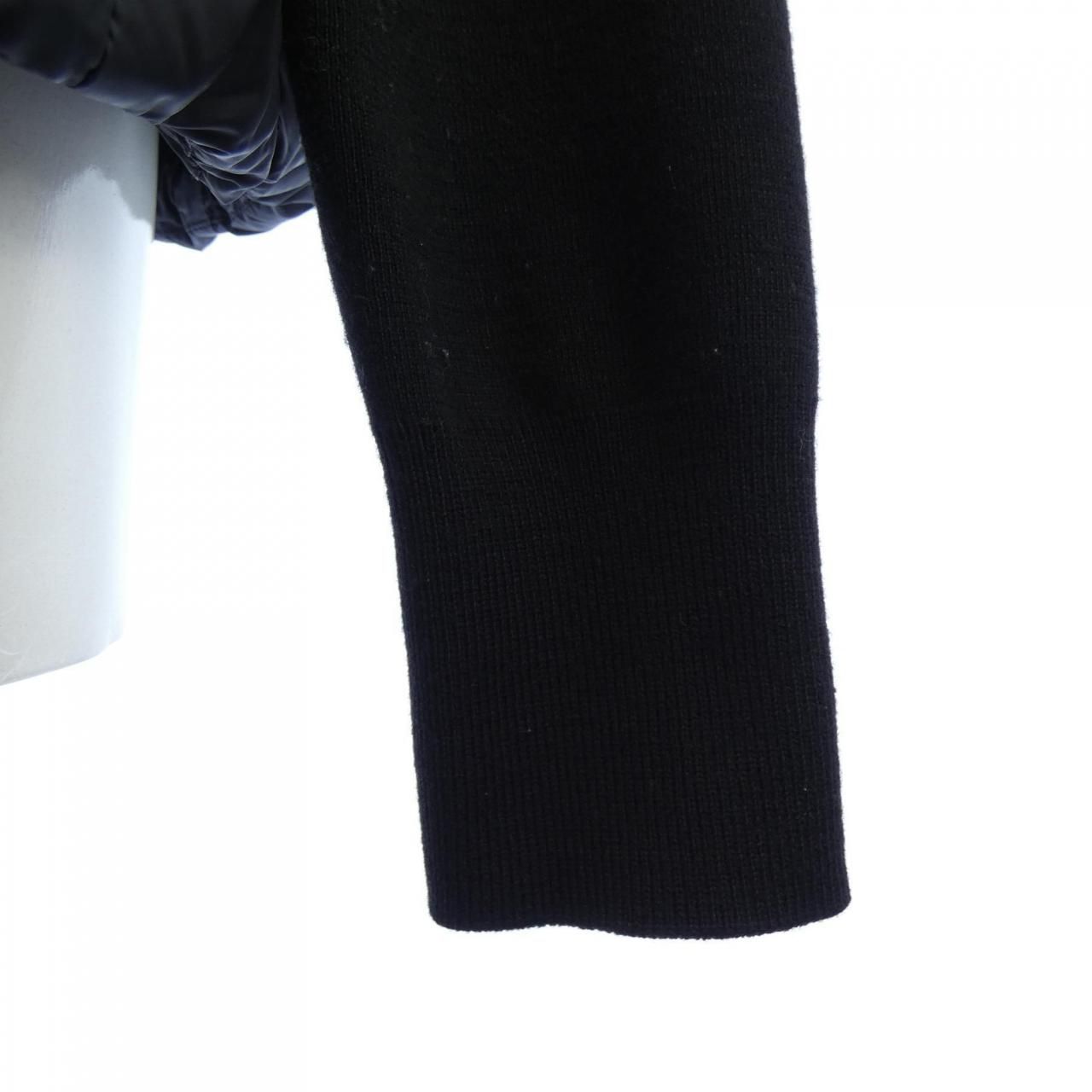 ダウンジャケット