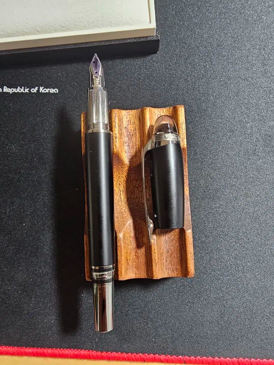 Montblanc モンブラン スターウォーカー f ニップ ボールペン セットとして