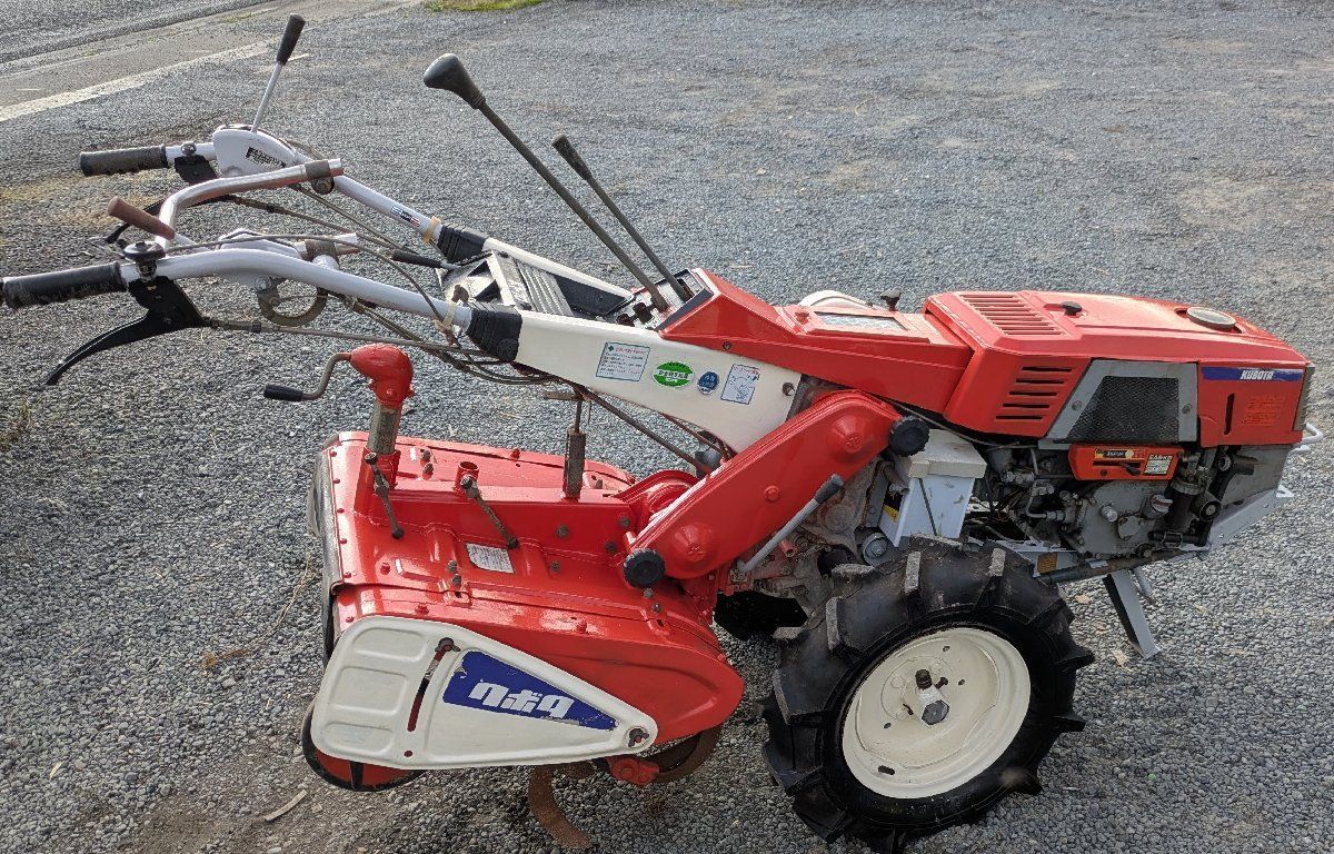 ディーゼルエンジン耕運機K1-70 バッテリー