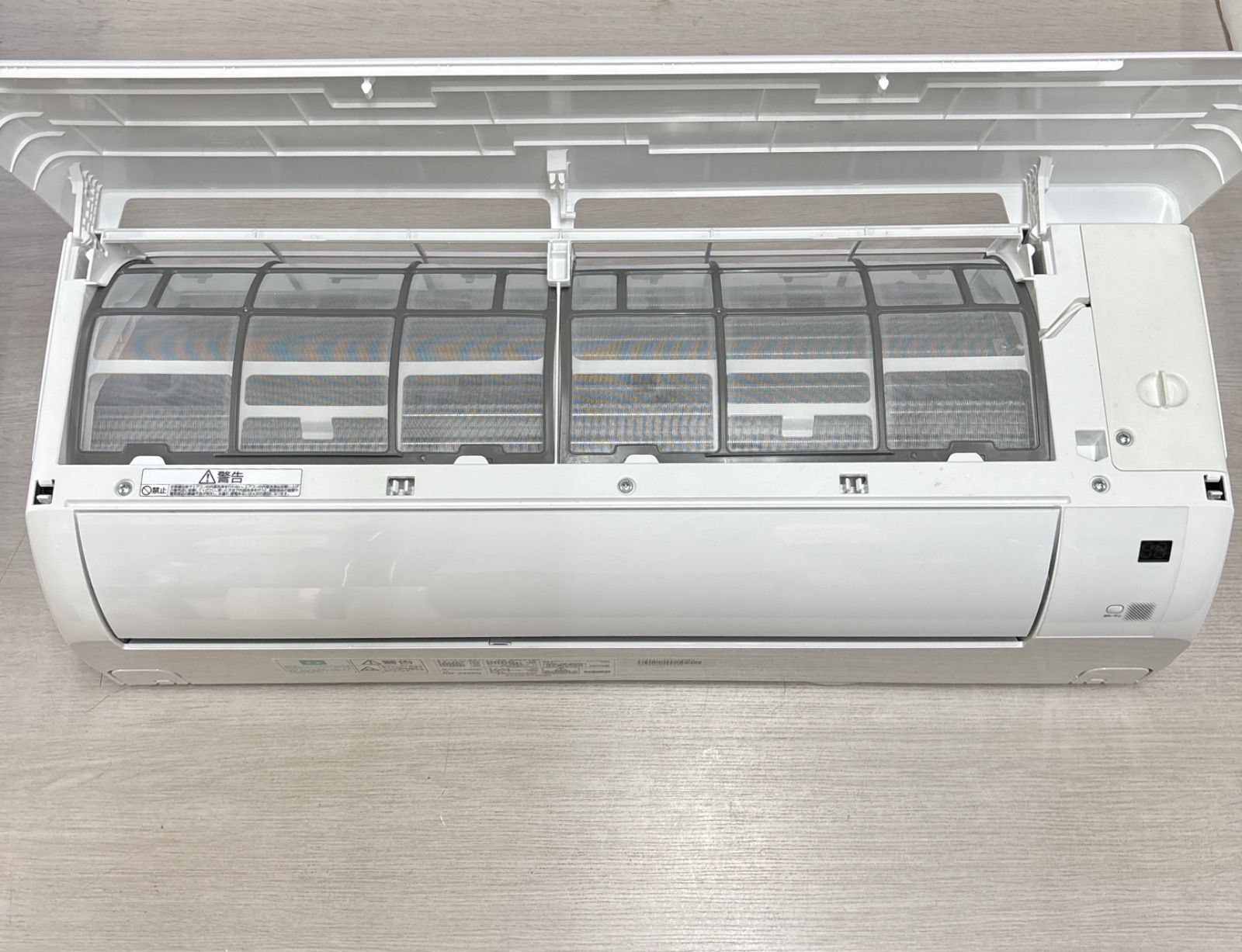 I334 ? 2025年製の高年式♪ アイリスオーヤマ 2.2kw エアコン おもに6畳用 動作 済 クリーニング済