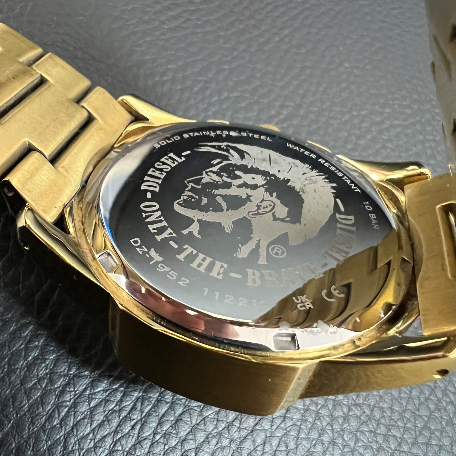 DIESEL ディーゼル 腕時計 DZ-1952 ゴールドカラー 10BAR メンズ 