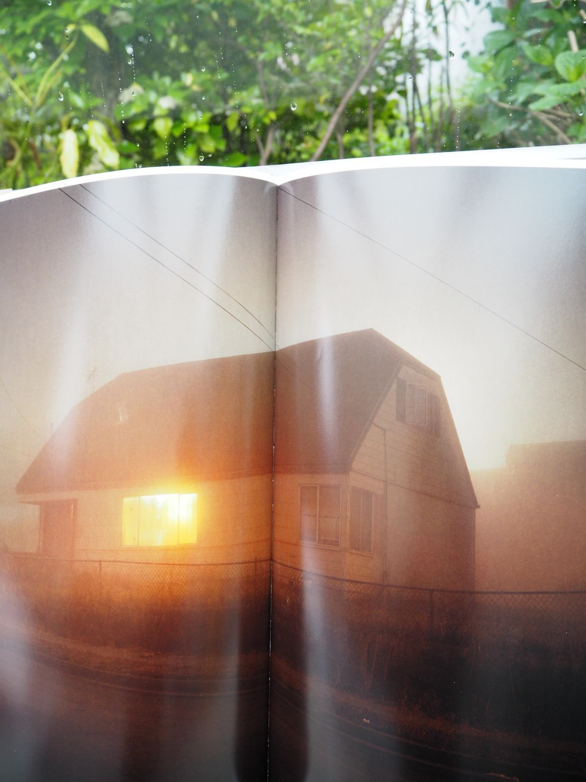 希少❗️4000部限定【Todd Hido: House Hunting】写真集 Amazon.co.jp: HOUSE HUNTING by Todd Hido [ハードカバー] Todd