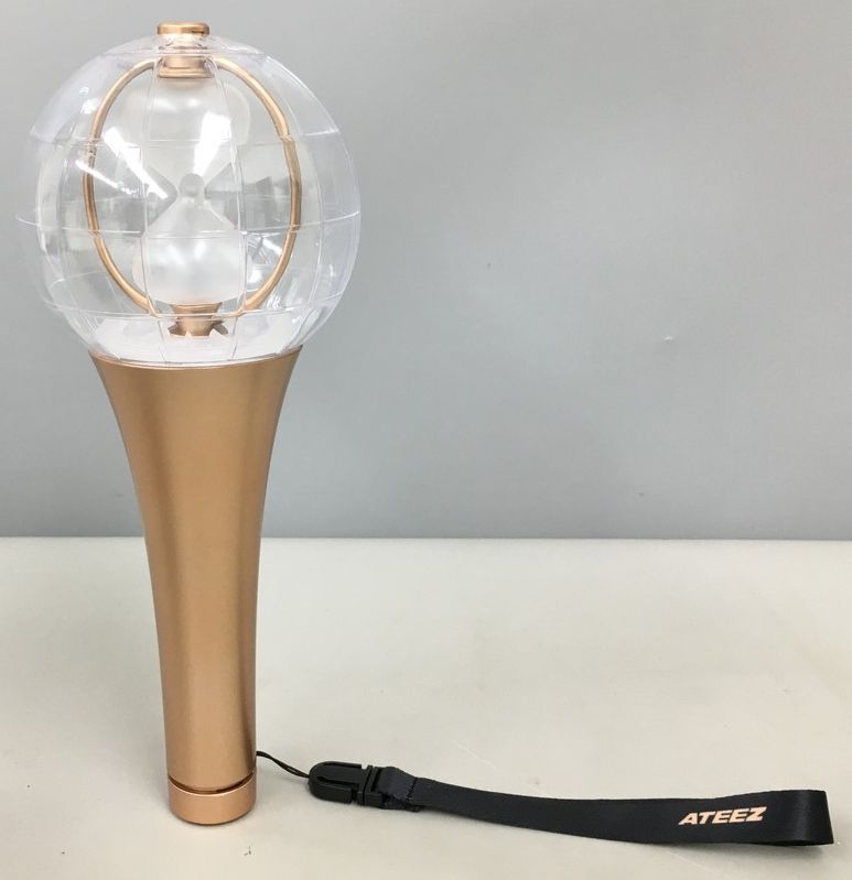 ATEEZ OFFICIAL LIGHT STICK VER.2 ペンライト エイティーズ