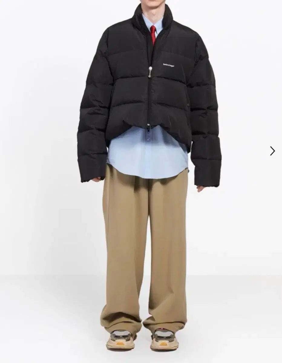 44 BALENCIAGA(バレンシアガ) C カール ダウンジャケット 黒 OG