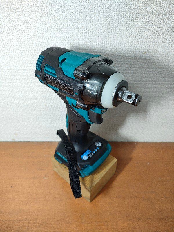 マキタ 充電式インパクトレンチ 本体のみ TW004GZ