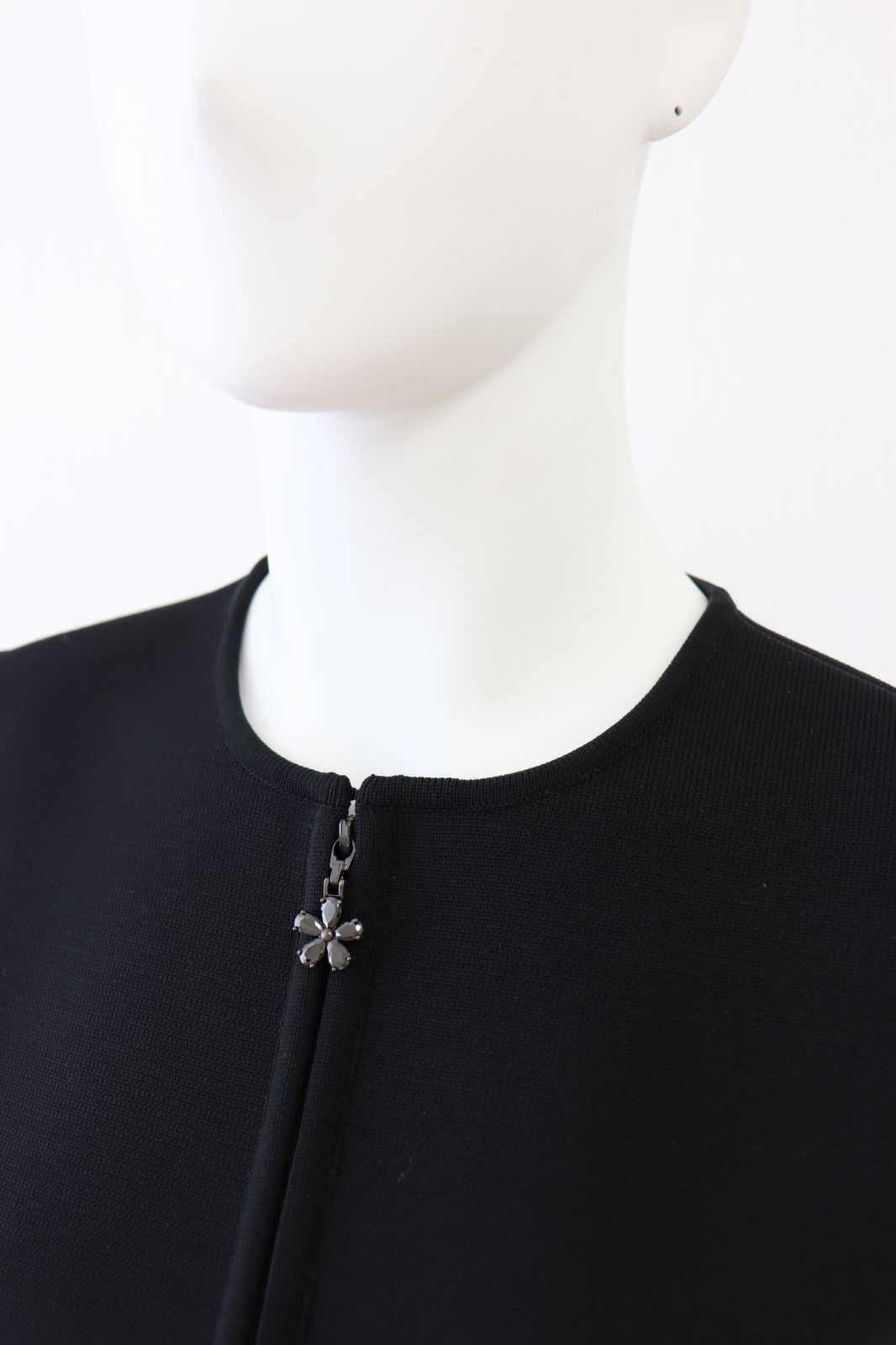 Rene☆ルネ ペプラムニットジレ ペプラムトップス 6412680 2024年商品