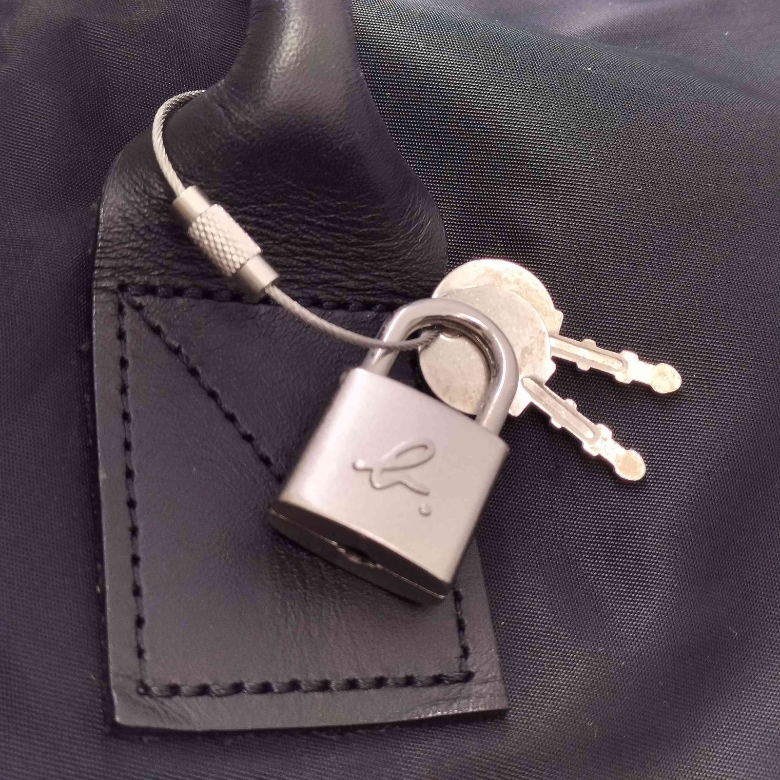 美品✨アニエスベーボヤージュ ボストンバッグ 南京錠 肩掛け 大容量 アニエスベーボヤージュ agnes b. VOYAGE 南京錠付き ボストン