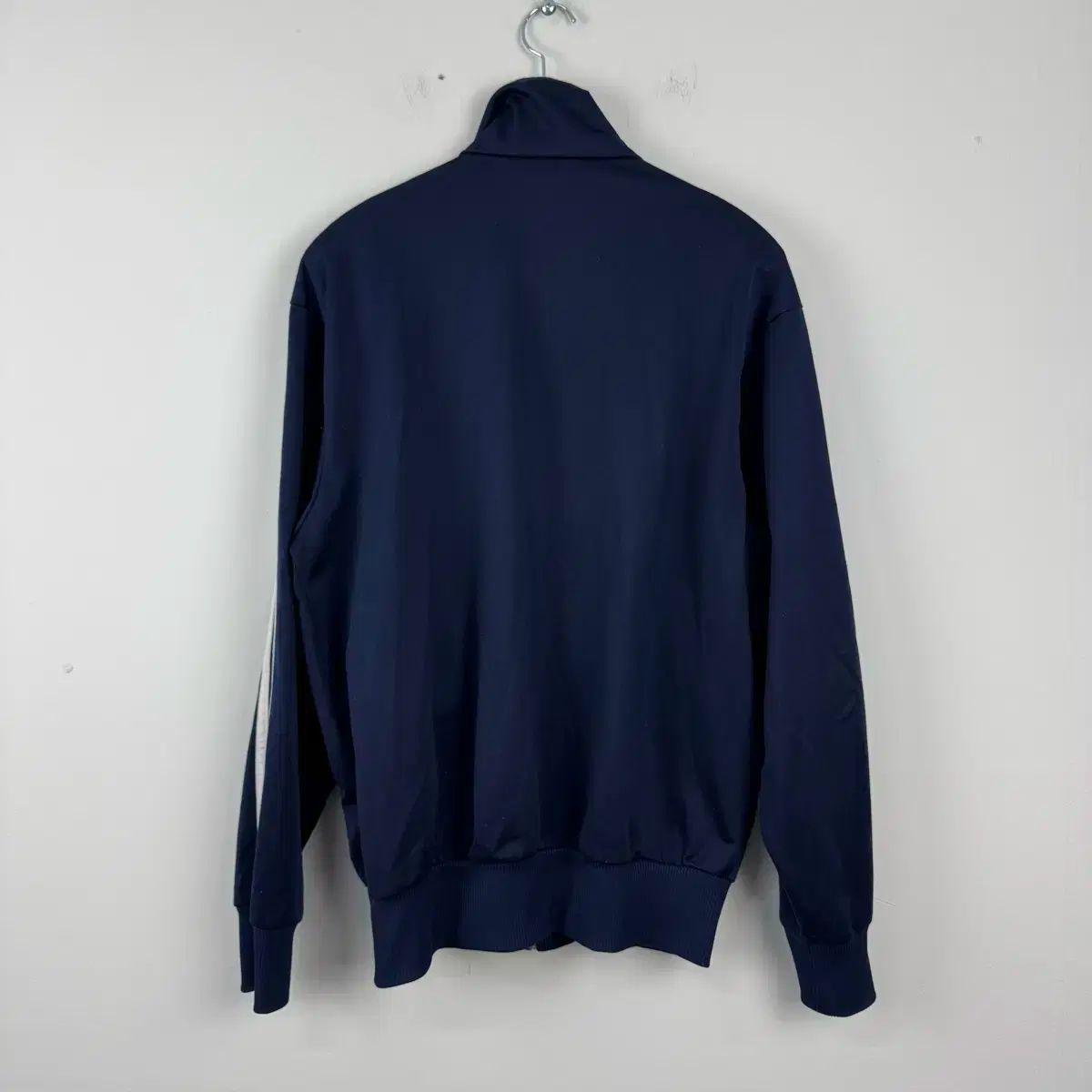 ネイビー トラックジャージ
