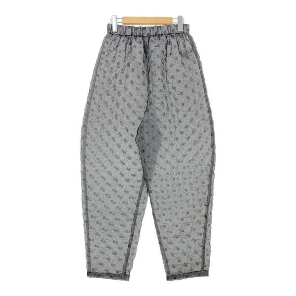 ENFOLD FORMED EGG PANTS ドット柄 水玉 テーパード パンツ ボトムス 透け感 シアー レディース グレー系 エンフォルド ズボン DL15740