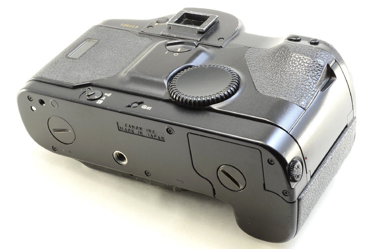 【美品】キャノン Canon EOS-1 ボディ 一眼レフカメラ最上位モデル「EOS-1」シリーズ誕生から25周年
