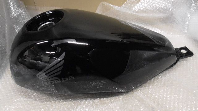 レブル250　MC49　の　タンク　艶あり黒:#1736320018