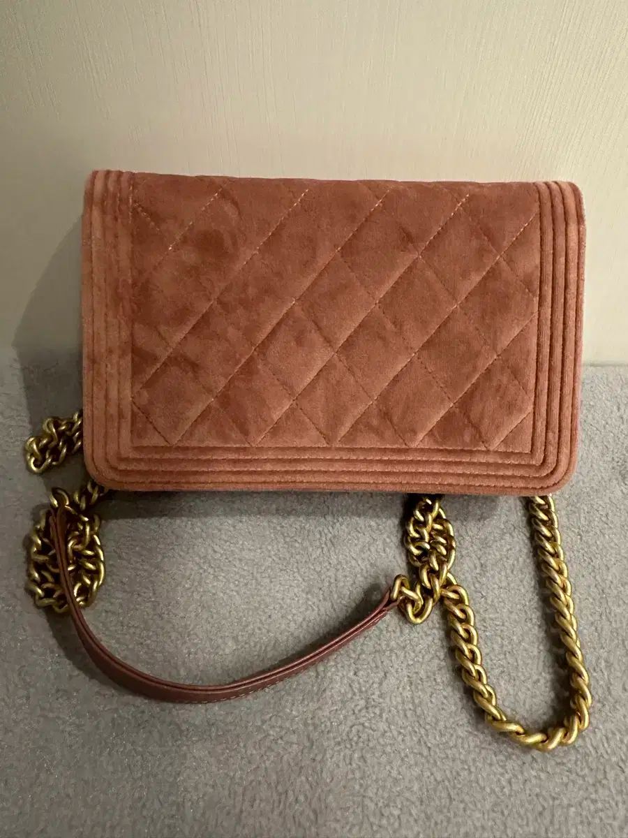 CHANEL シャネル ボーイ BOY ツアーベルベット woc インディーピンク