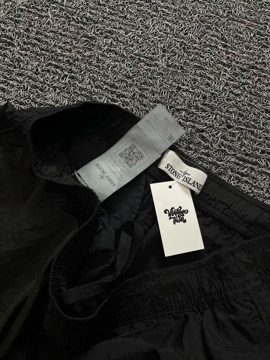 STONE ISLAND