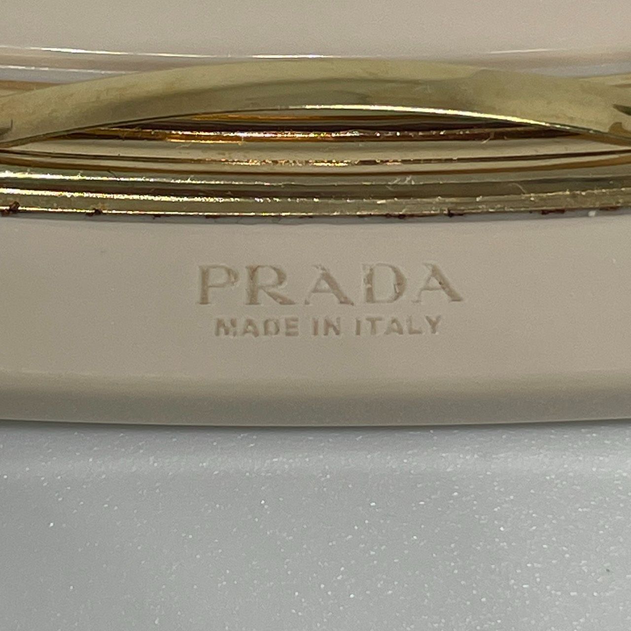 品質保証で、高速配送！ PRADA プラダ プレックス ヘアクリップ 慈悲深い