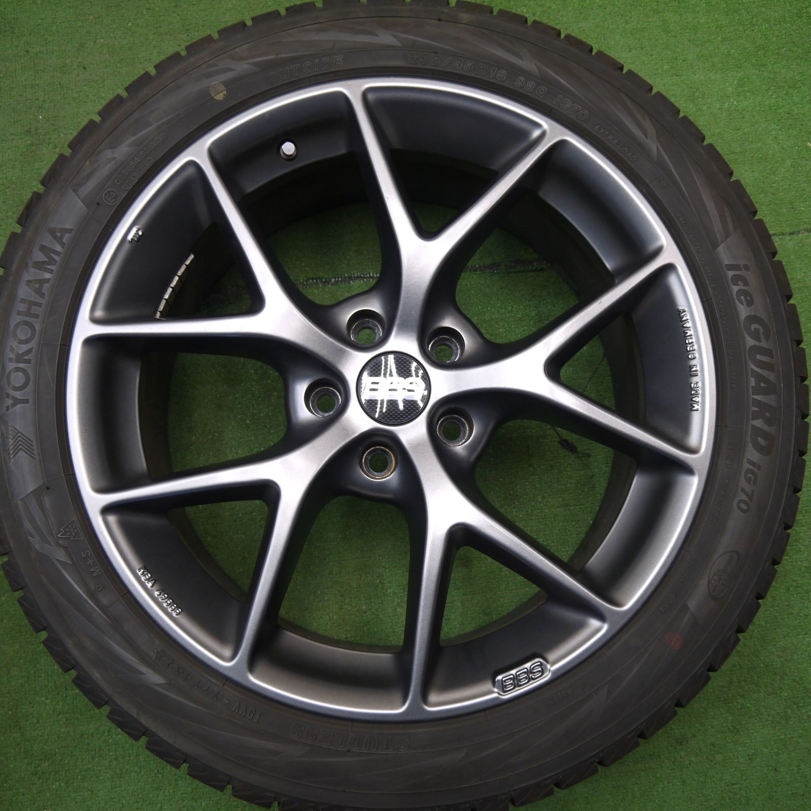バリ溝！22年！9分☆BBS SR014 235/45R18 スタッドレス ヨコハマ 