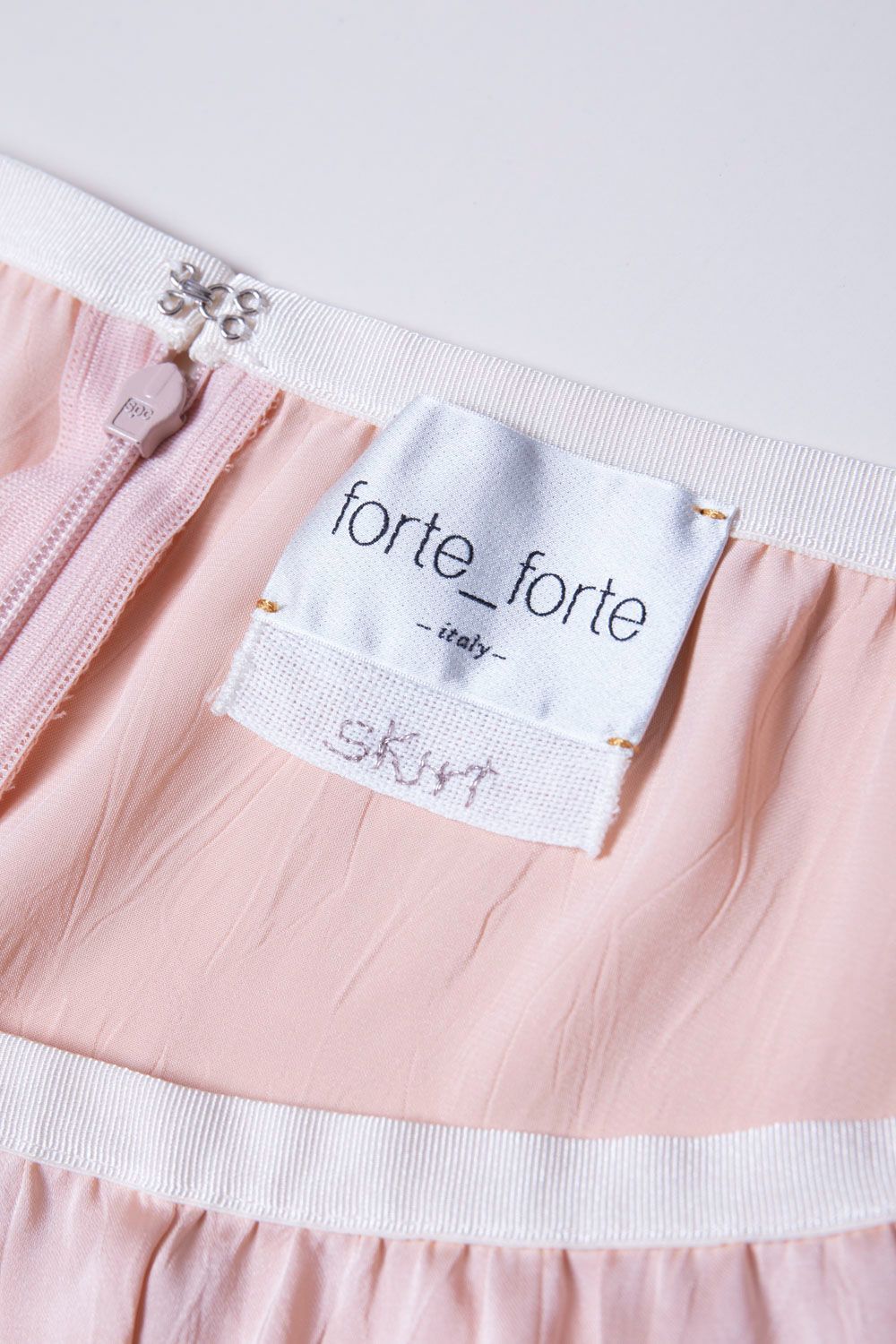 forte_forteフォルテ・フォルテ　ポリエステルタイトロングスカート未使用 forte_forteフォルテ・フォルテ ポリエステルタイトロング