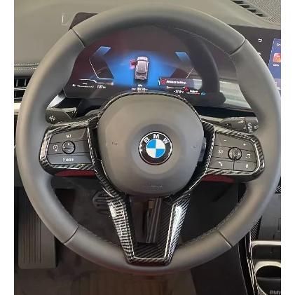 スポーティ全開♪ BMW カーボン ルック ステアリング カバー U06 218i