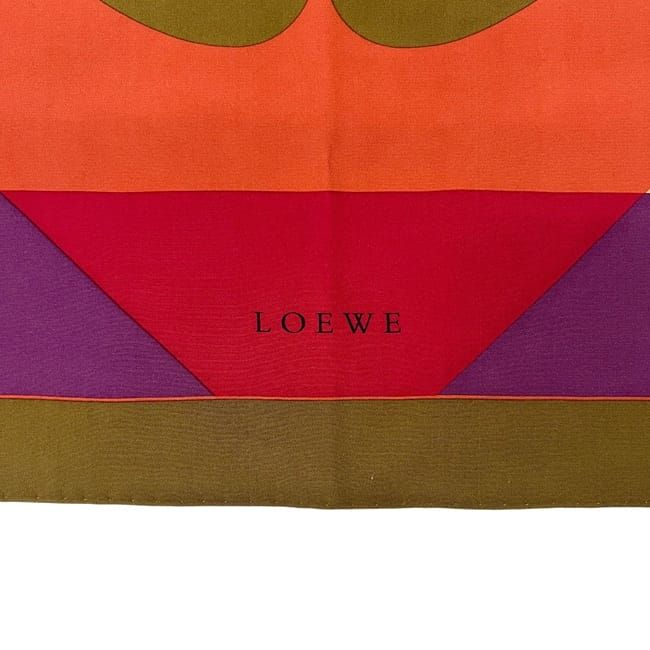 ロエベ スカーフ オレンジ カーキ ベージュ アナグラム クリーニング  