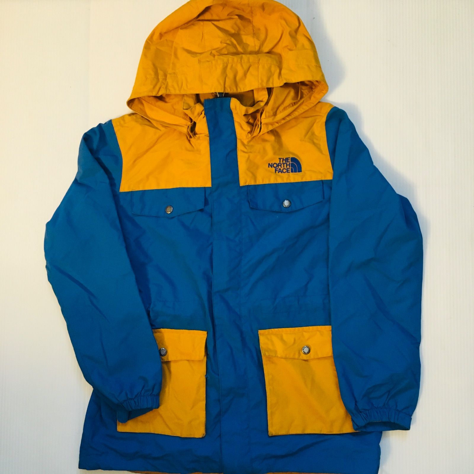 ノースフェイス THE NORTH FACE ボーイズ140センチ ツートーン  