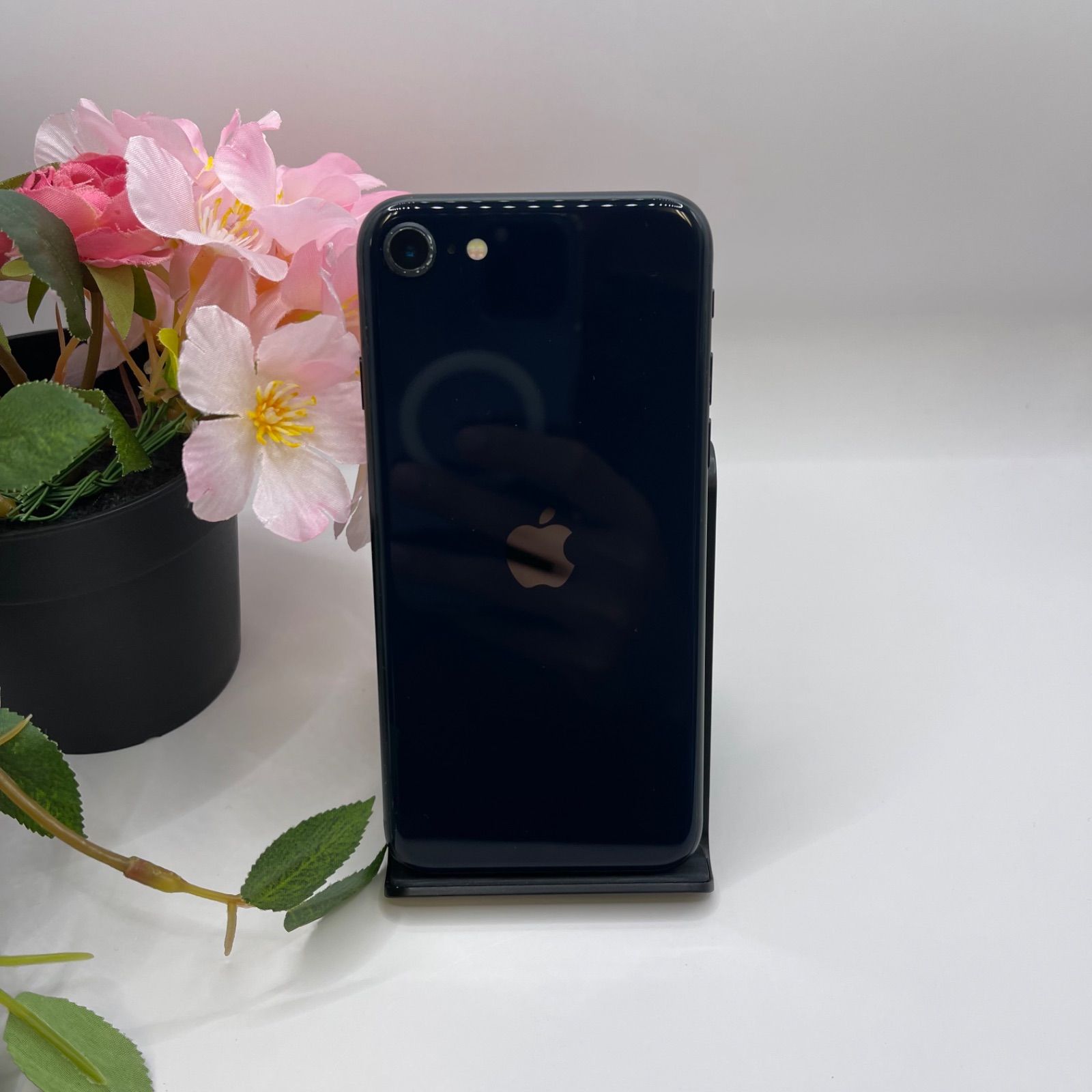 iPhone SE第3世代 64GB