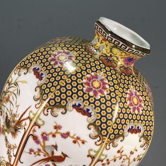 大清乾隆珐琅彩赏瓶 景徳鎮 陶磁器 装飾品 工芸品 美術品 置物 清乾隆蒔金琺瑯彩花鳥六方瓶 景徳鎮 陶磁器 装飾品 現代工芸品