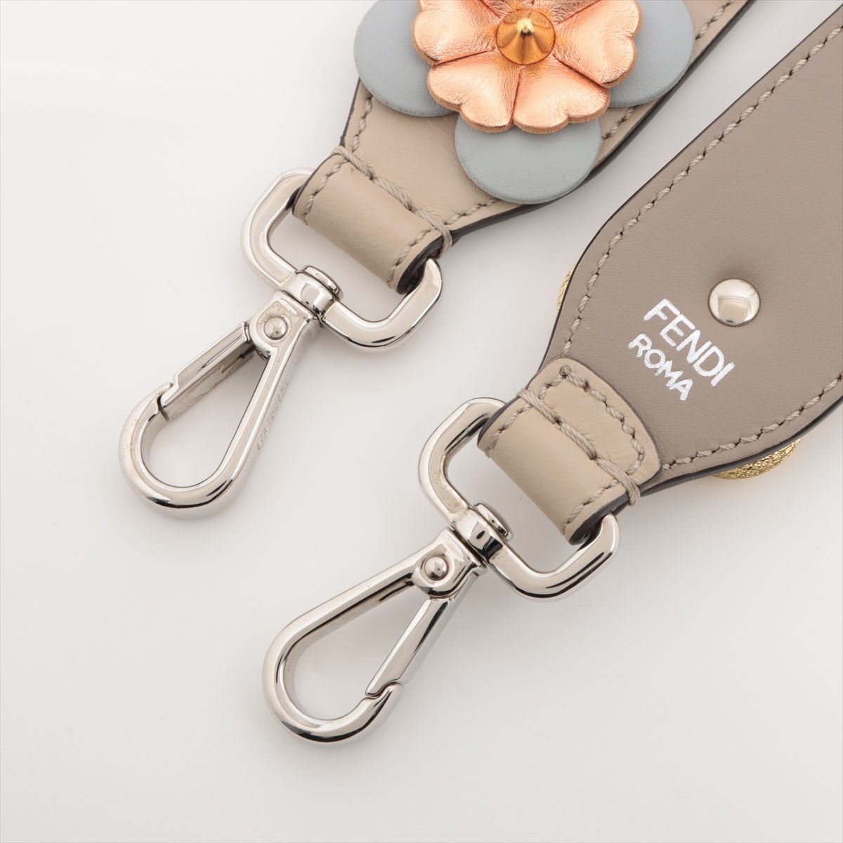 新品フェンディ ストラップユー フラワー ミニストラップユー