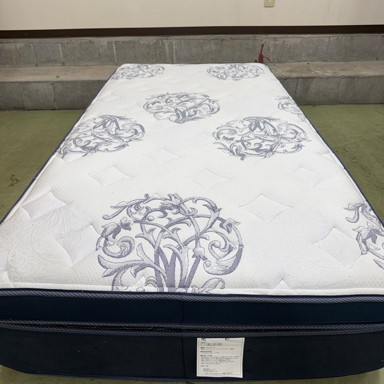 (お値引き)【中古美品】ニトリ　シングルマットレス DP-02 CR ○【値引き交渉可能】ニトリ シングルマットレス DP-02 CR DUAL POKET