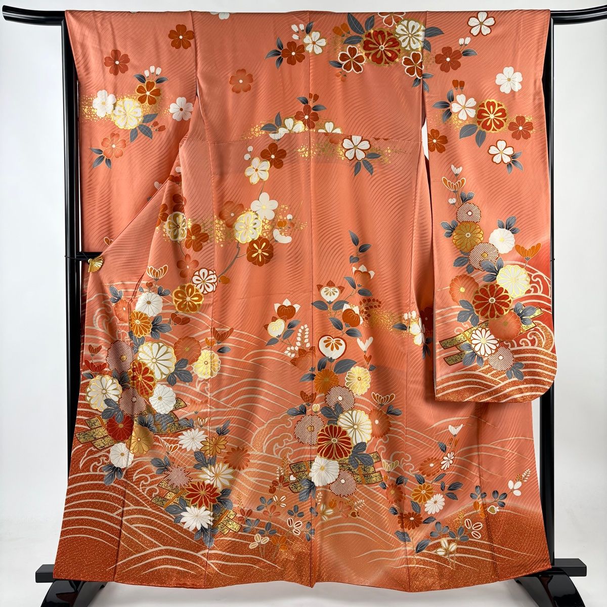 振袖 身丈160cm 裄丈65cm M 袷 花筏 菊 金糸 金彩 サーモンピンク 正絹 名品