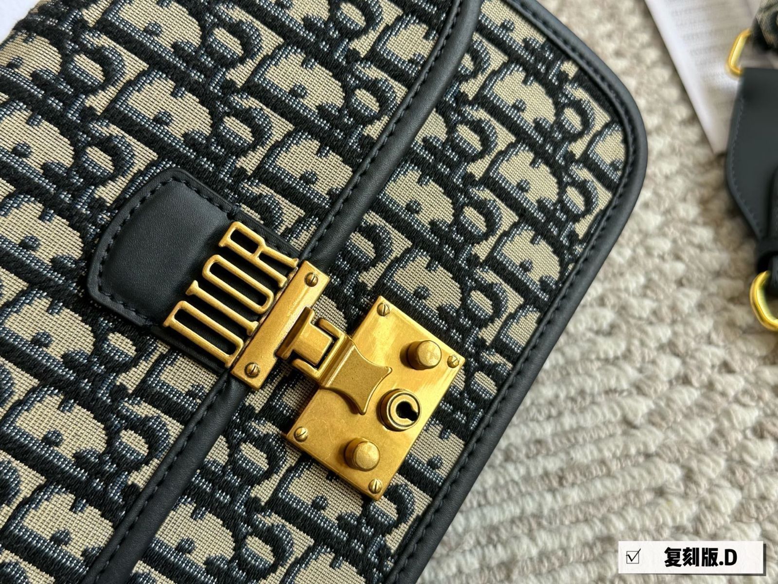 【上品で実用的】Dior ハンドバッグ 今日特価】Dior Addict Oblique Shoulder Strap Upgraded