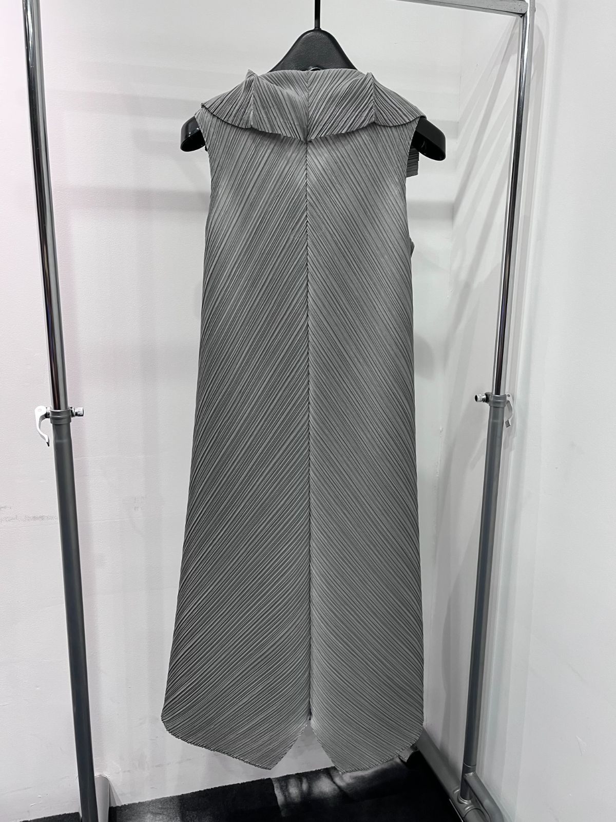 ISSEY MIYAKE イッセイミヤケ プリーツプリーズ ワンピース PP13-JH652 グレー 3 ワンピース D25072306