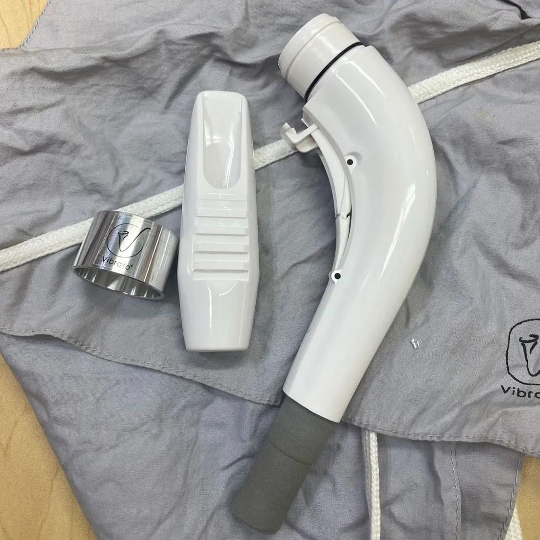 希少 vibrato A1S アルトサックス ポリカーボネート製 希少 vibrato A1S アルトサックス ポリカーボネート製