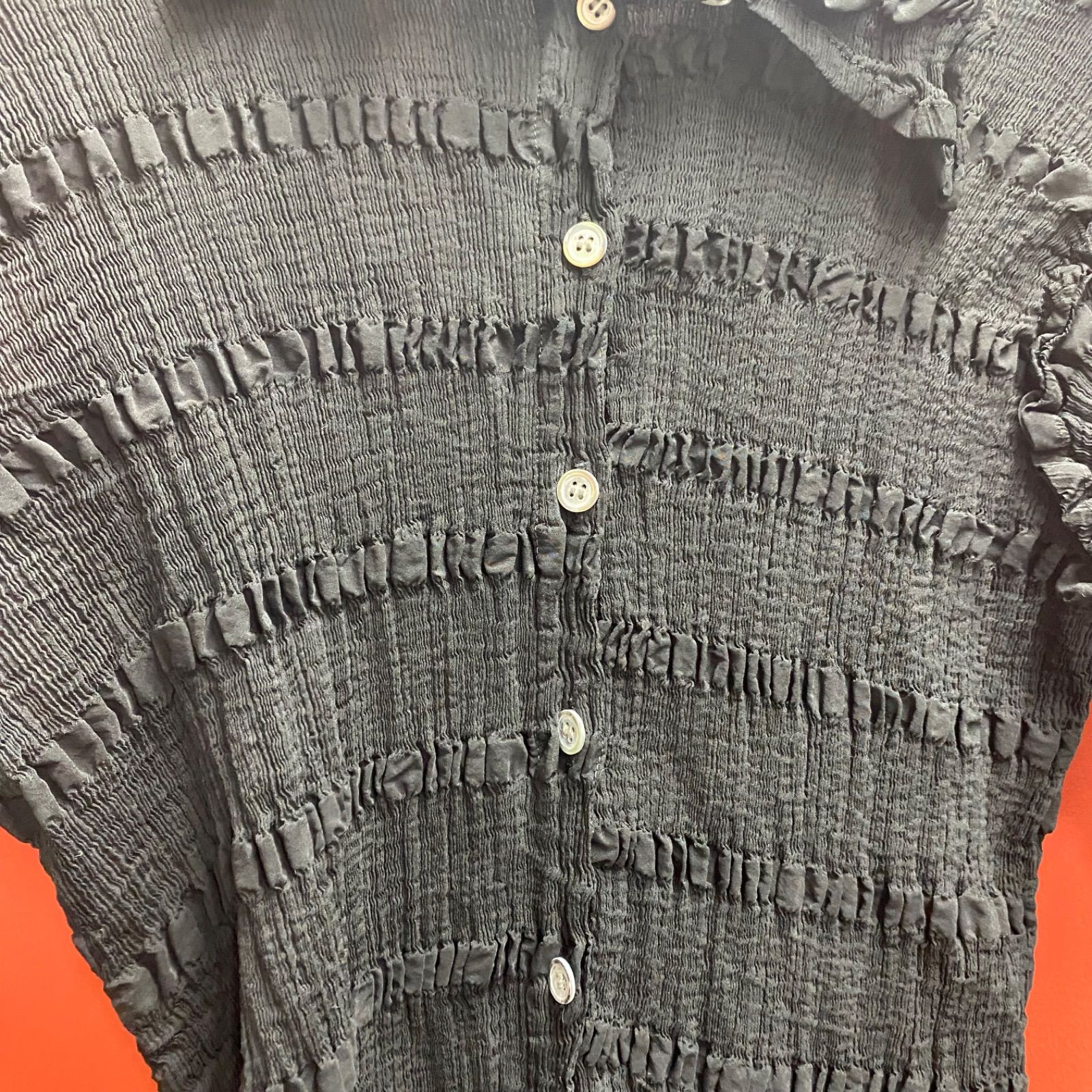 イッセイミヤケISSEY MIYAKE ポリシワプリーツ長袖シャツ オフ