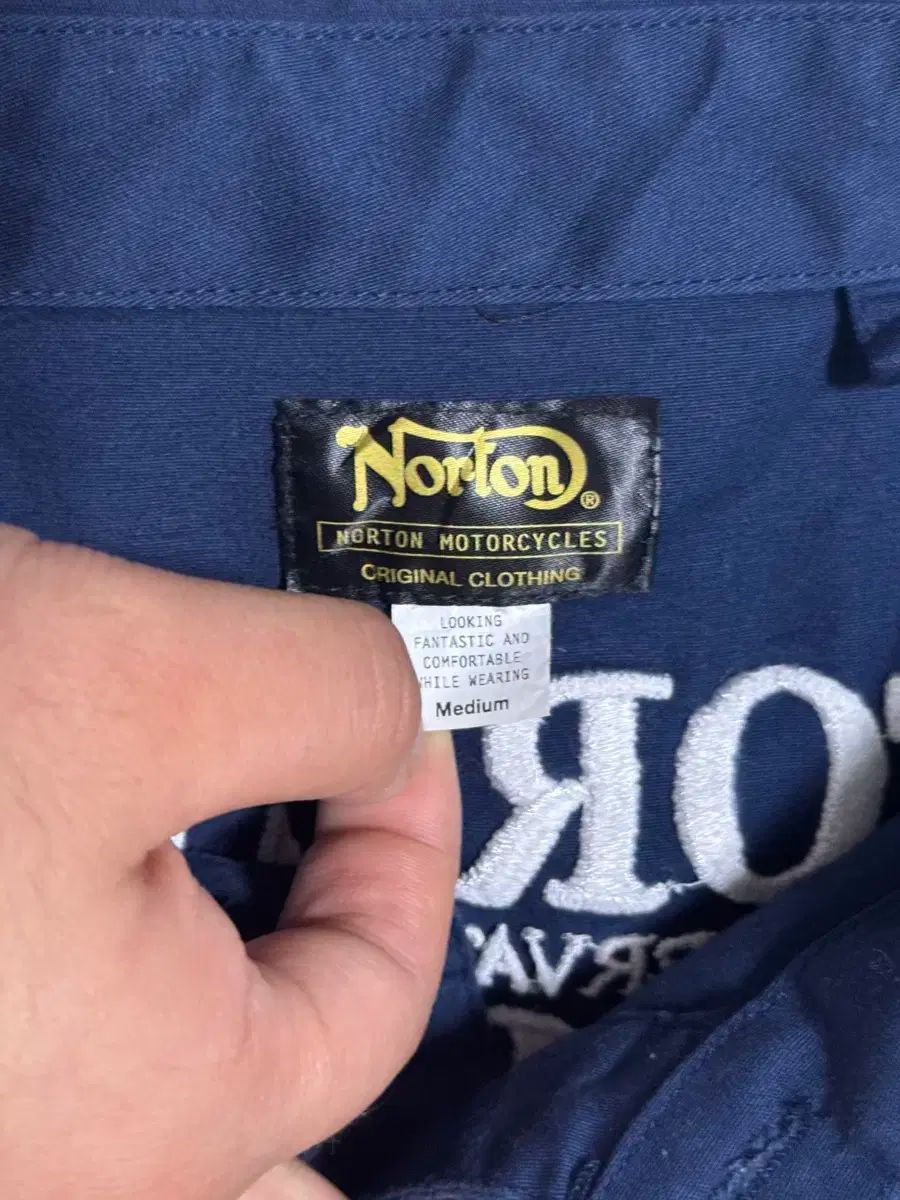 THE NORTH FACE ザ・ノース・フェイス 長袖 Tシャツ レディース ロンT UVカット ロングスリーブズーピッカーティー NT32440  ロングスリーブ｜ムラサキスポーツオンラインストア 通販 [ノートン] ブルー ペイズリー MAX ロンT メンズ レディース 長袖Tシャツ