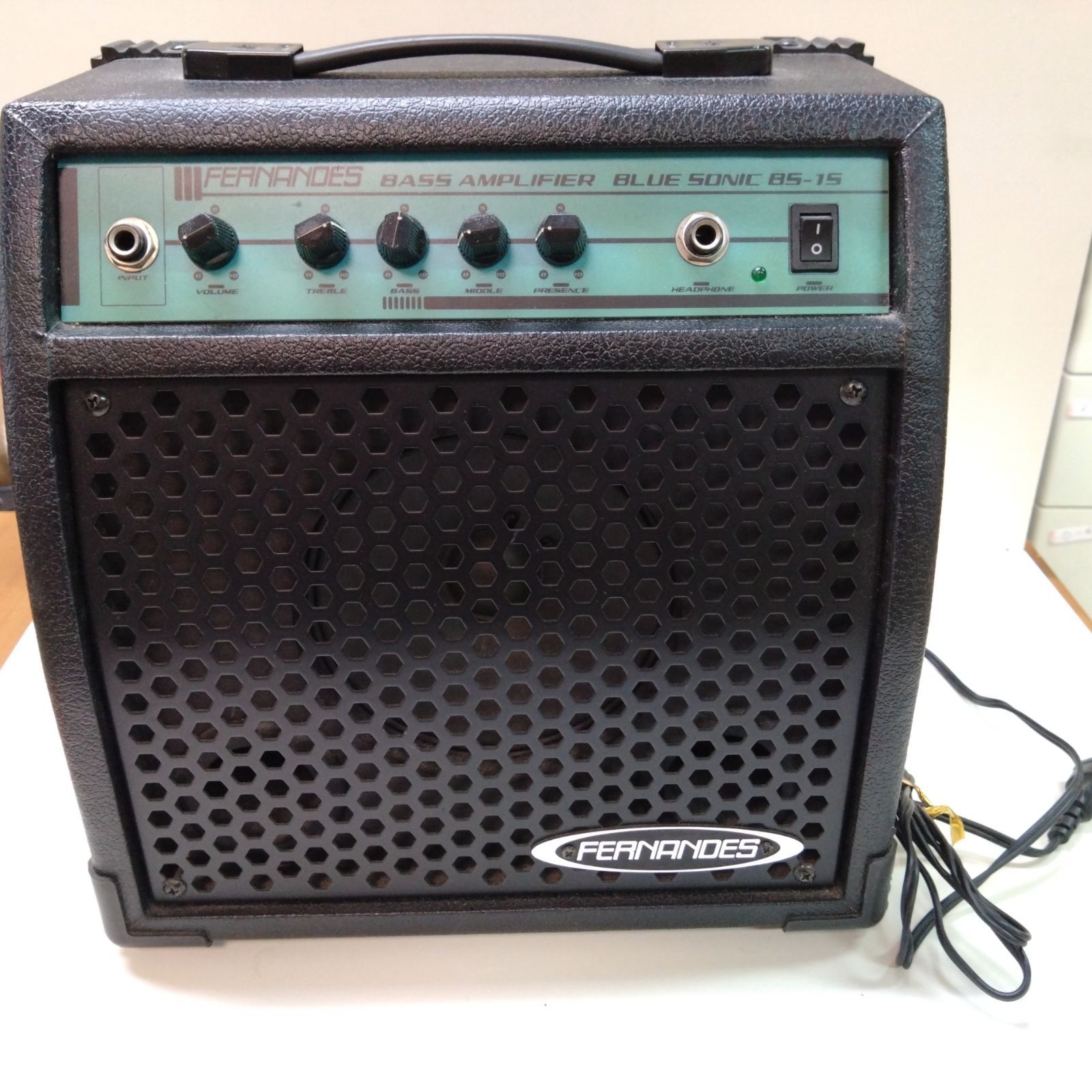★箱付き★フェルナンデス ベースアンプ BS-15 美品 FELNANDES Fernandes - FERNANDES ベースアンプ BLUE SONIC BS-15の通販 by rin