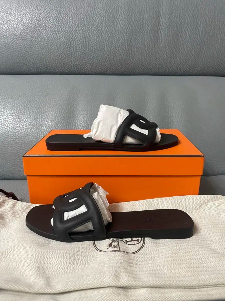 HERMES エルメス アロハ サンダル 黒 36