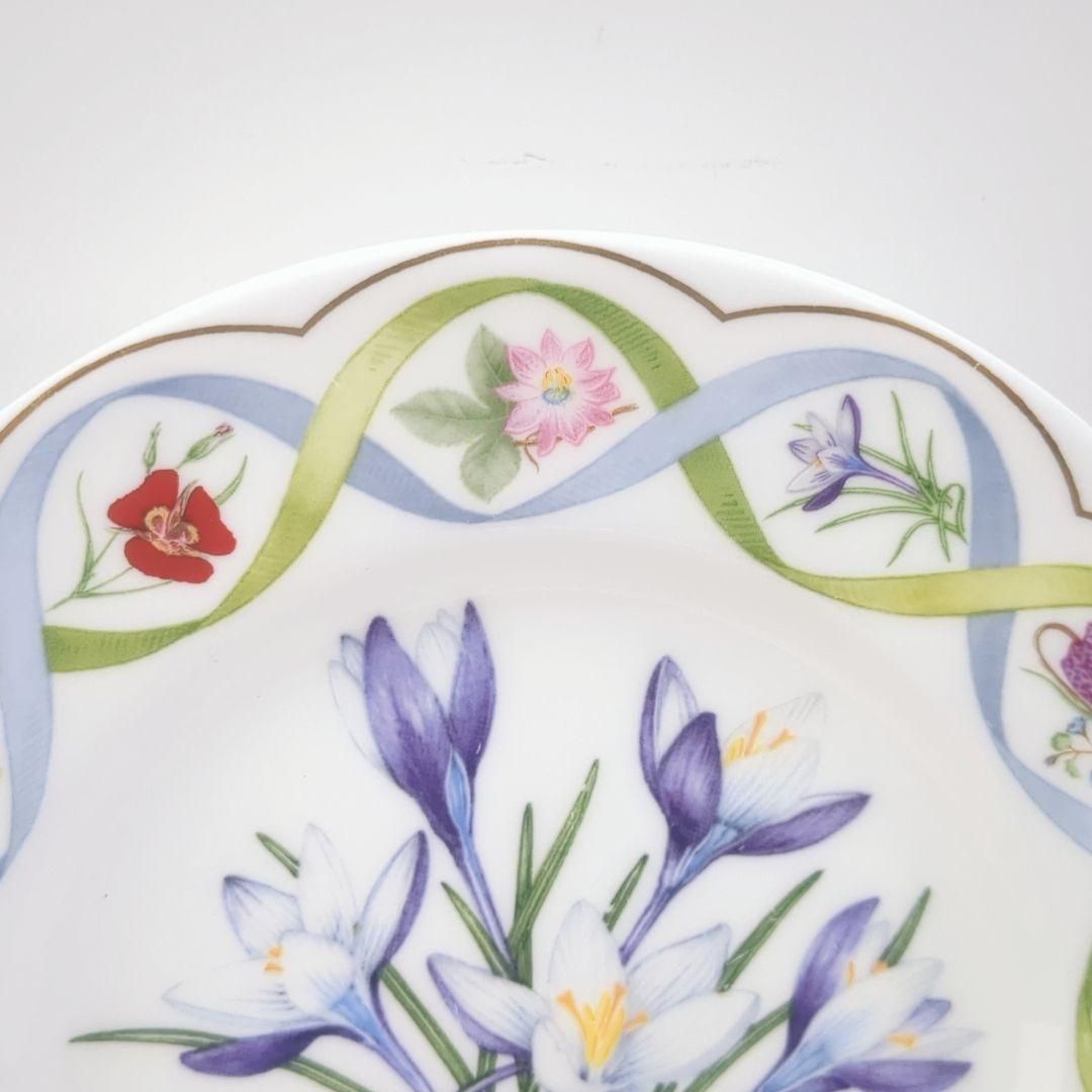 ウェッジウッド 黒壺 フラワーアーティストオブキュープレート