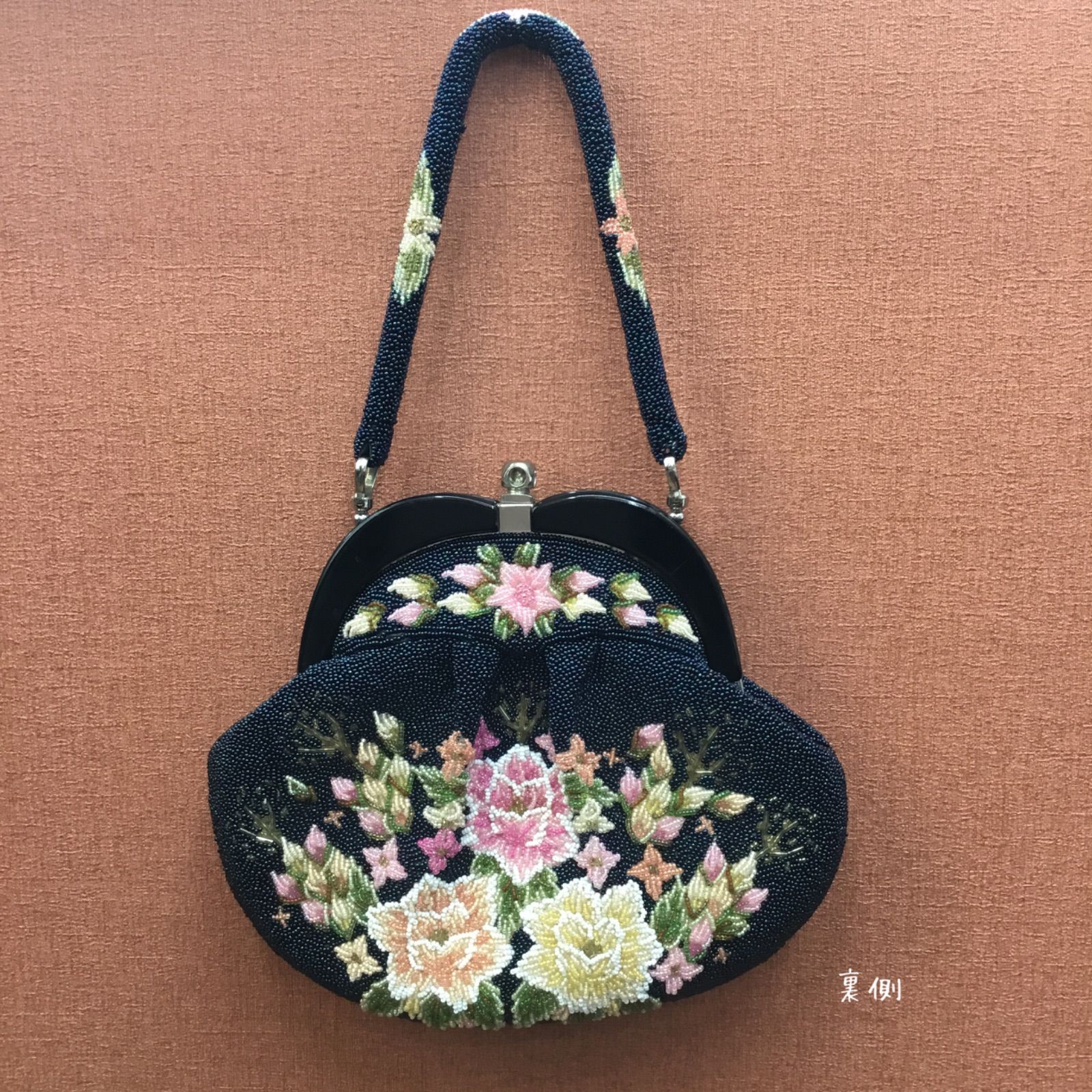 豪華 🔴 総柄 ビーズ刺繍バッグ ／ 昭和レトロ 希少🔷 ビーズ