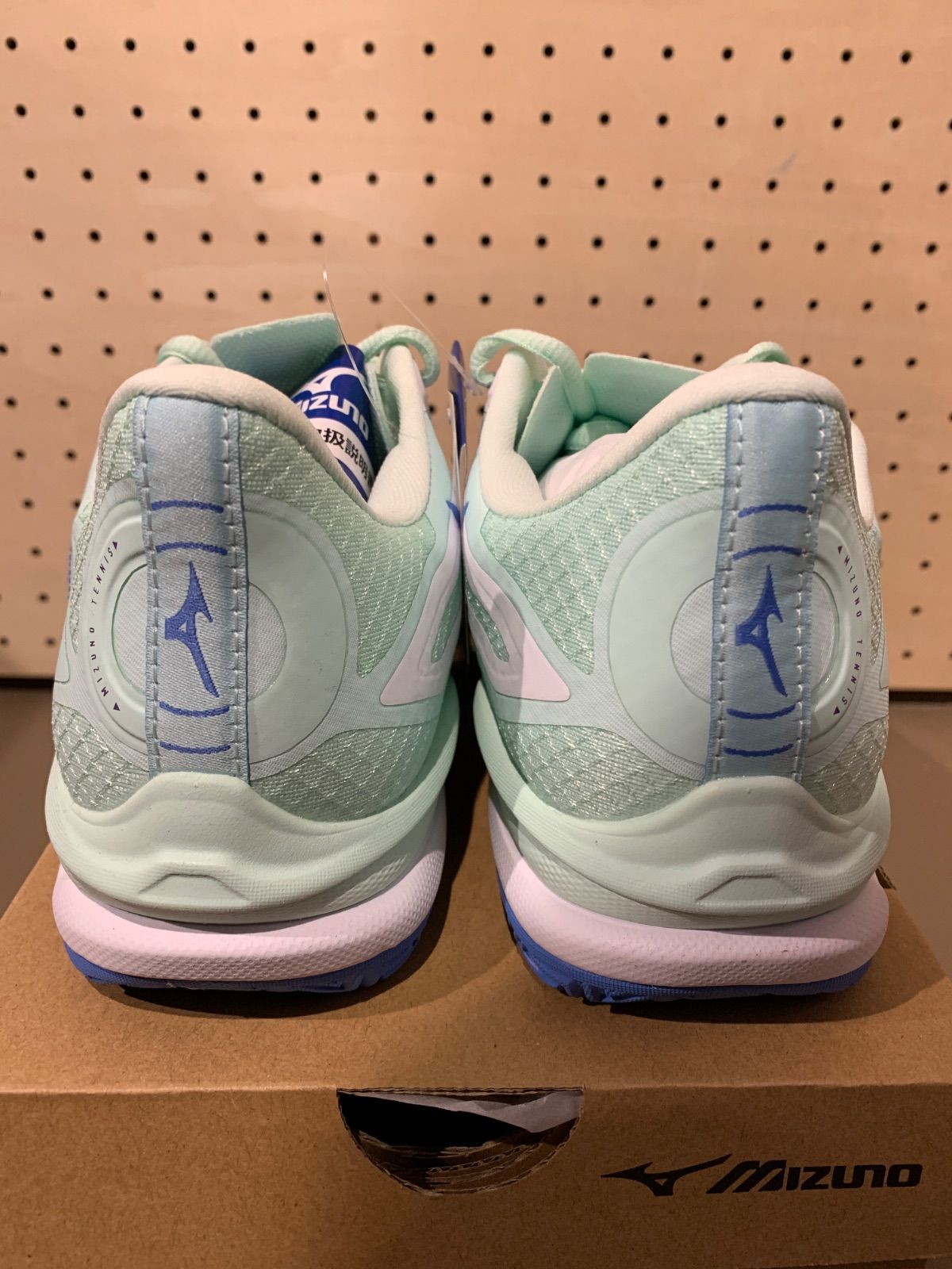 ミズノレディーステニスシューズ 24.5cm