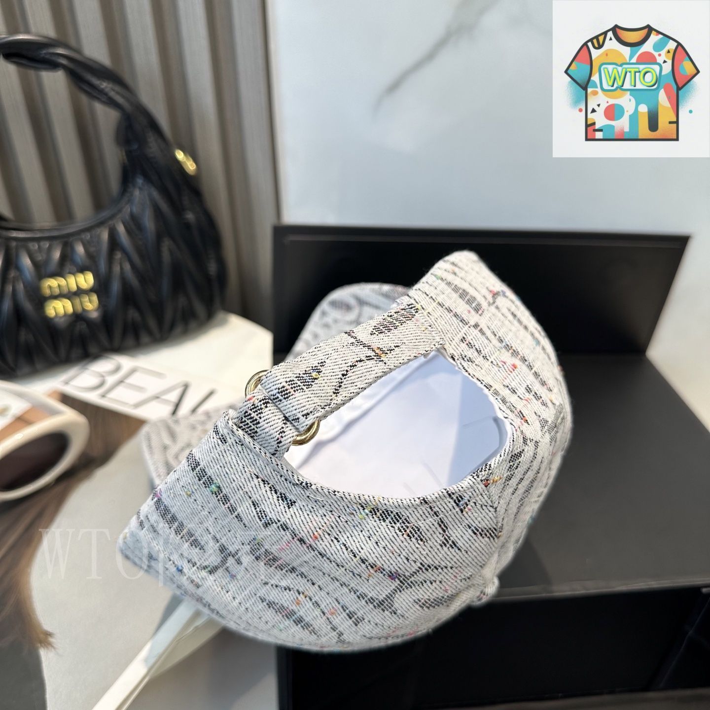 Dior キッズ ベースボールキャップ ❣️新品未使用❗️サイズＴ3 Dior キッズ ベースボールキャップ ❣️新品未使用❗️サイズT3