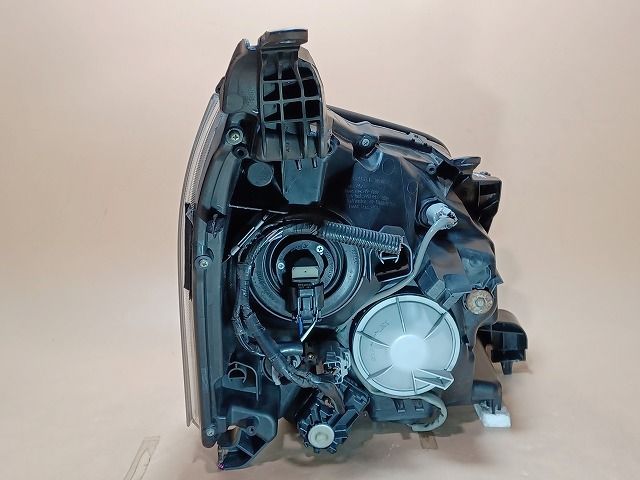 コーティング済 ノア ZRR75G 左ヘッドランプ・ヘッドライト YY 4WD 5人  
