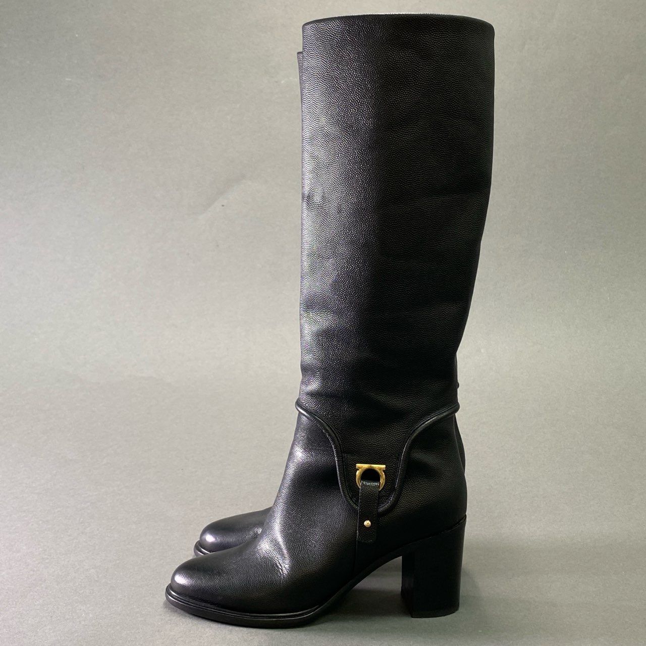 3f23 《美品》 Salvatore Ferragamo サルヴァトーレフェラガモ