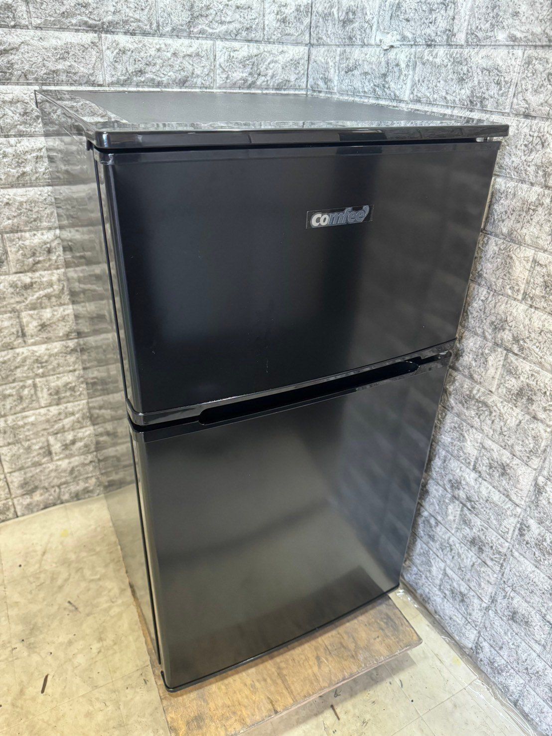 全国送料無料☆3か月保証付き☆冷蔵庫☆コンフィー☆2022年☆90L  