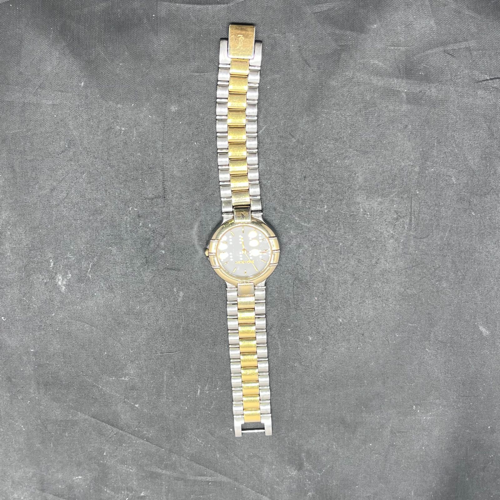 イヴサンローラン クォーツ