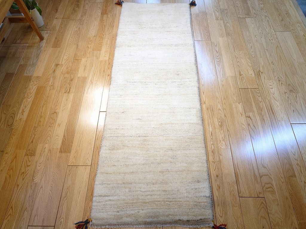 アイボリー ヤギ