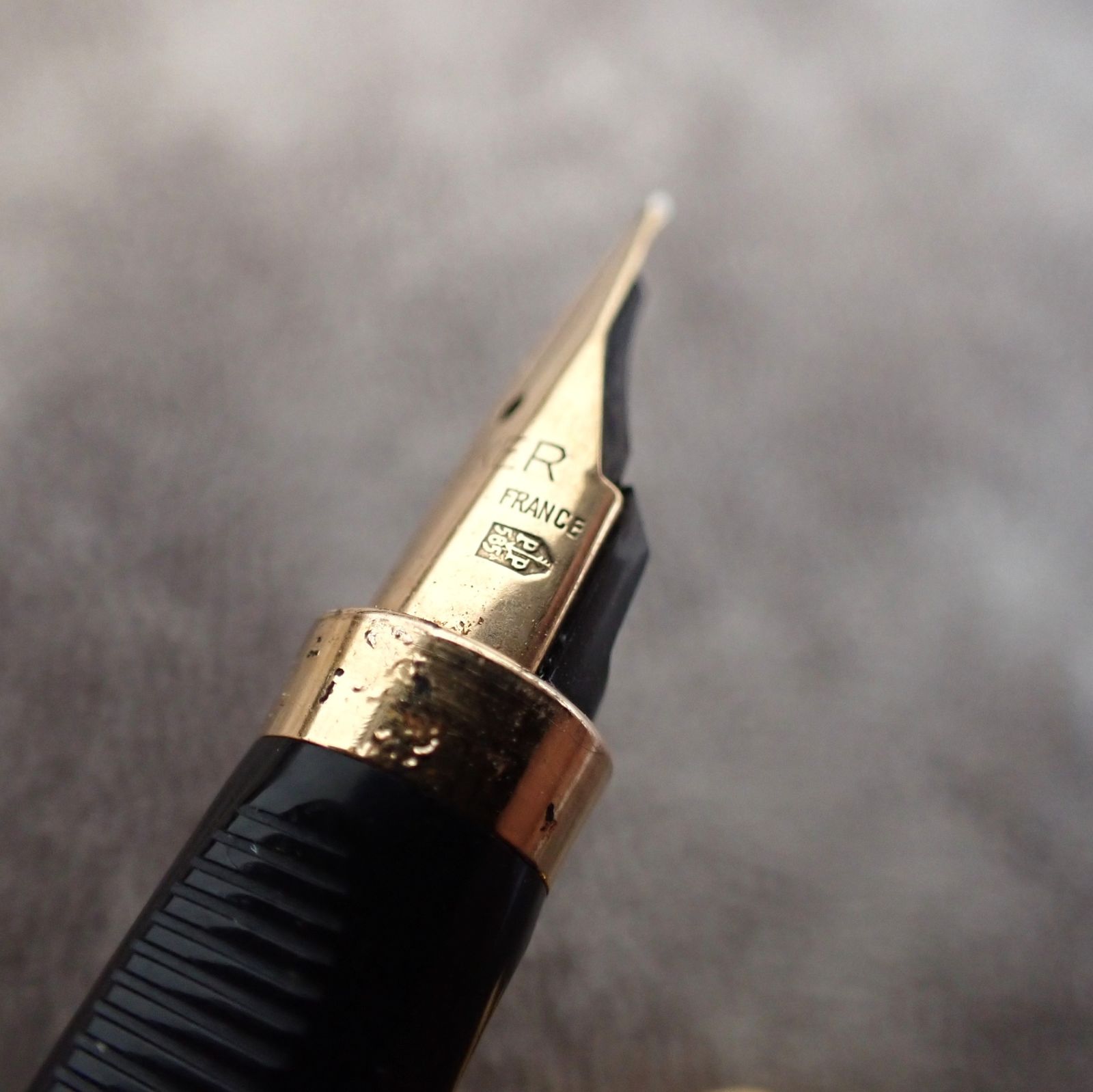 PAKER 万年筆 585刻印 PARKER パーカー 万年筆】K14（585刻印）ペン先使用 / 英国伝統の高級