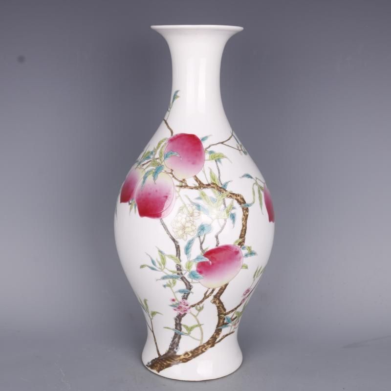 清雍正粉彩寿桃紋橄欖瓶 景徳鎮 陶磁器 装飾品 現代工芸品 美術品 置物 清雍正粉彩寿桃紋橄欖瓶 景徳鎮 陶磁器 装飾品 現代工芸品 美術